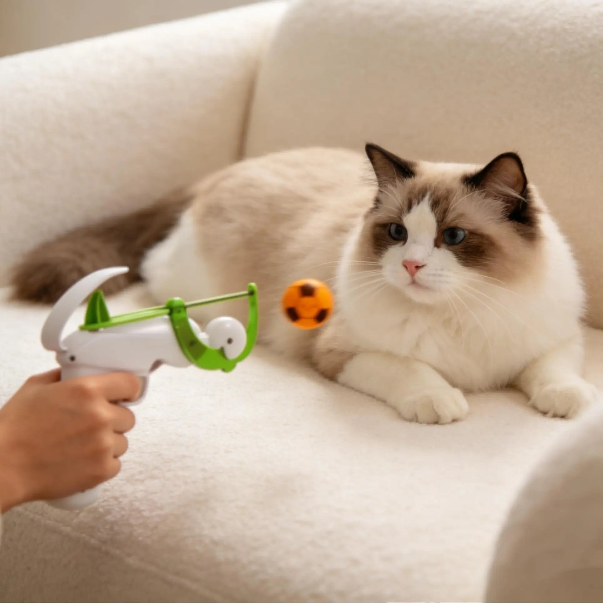 FIFA Officially Licensed Interactive Cat Ball Launcher - Innovative Toy for Endless Fetch and Enhanced Hunting Skills
